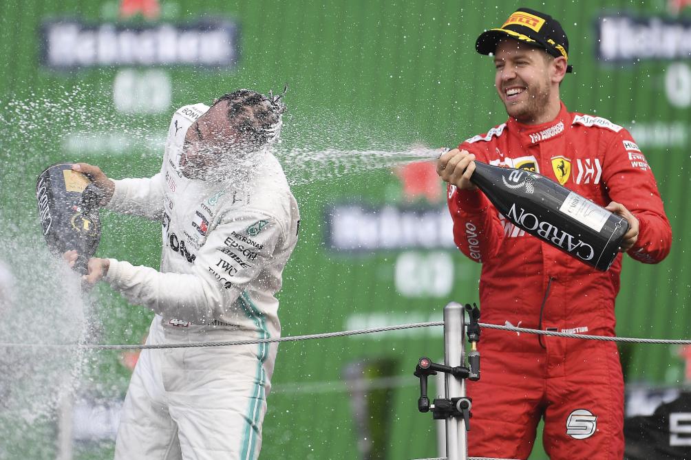 Vettel y Hamilton juntos en el podio 