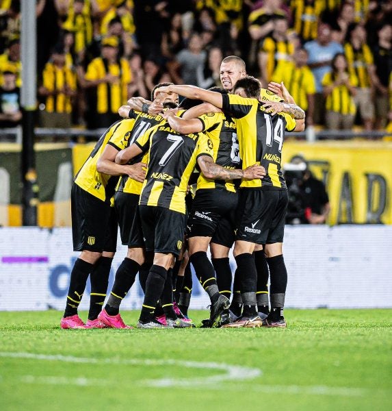 Twitter @OficialCAP Jugadores de Peñarol