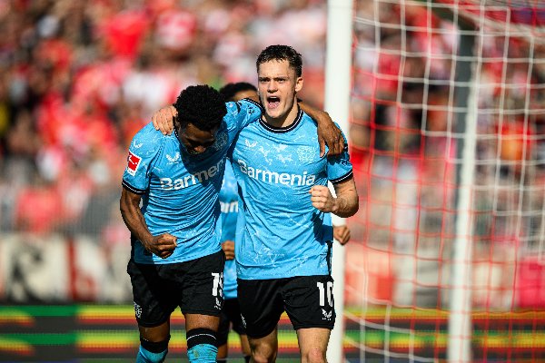 Florian Wirtz celebra su gol