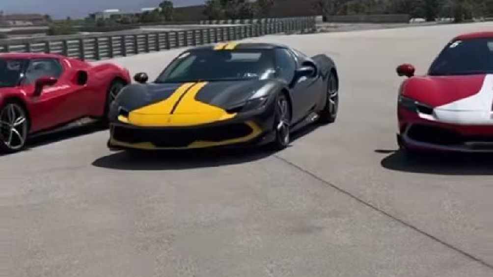 Corrieron en coches deportivos