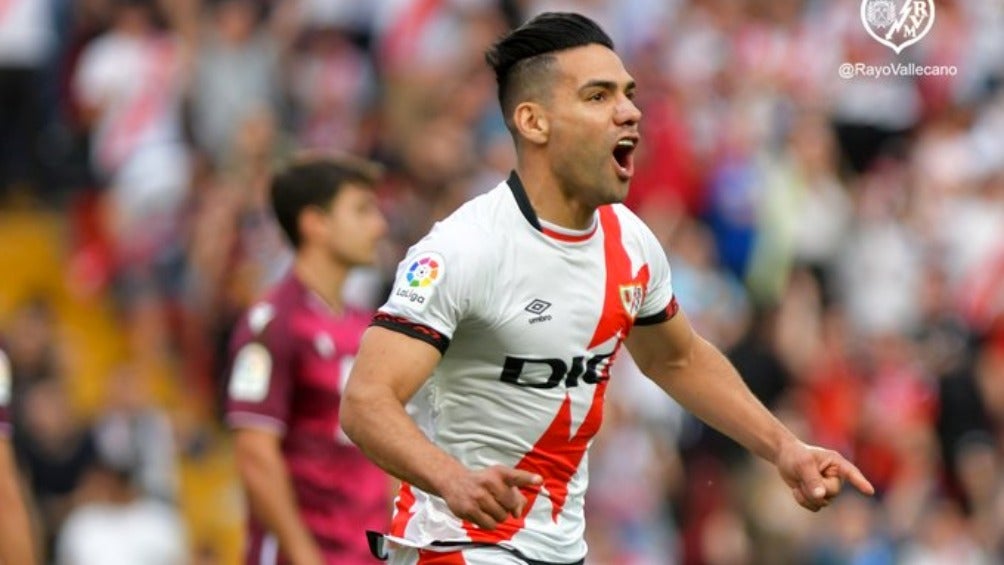 @InvictosSomos Actualmente Falcao se encuentra en el Rayo Vallecano de LaLiga