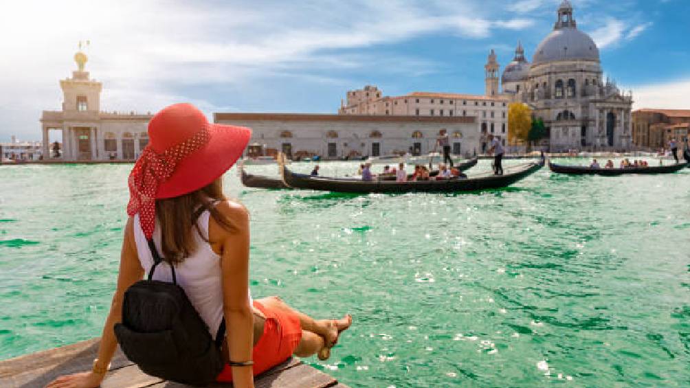 Venesia menjadi kota pertama di dunia yang mengenakan biaya masuk kepada wisatawan!