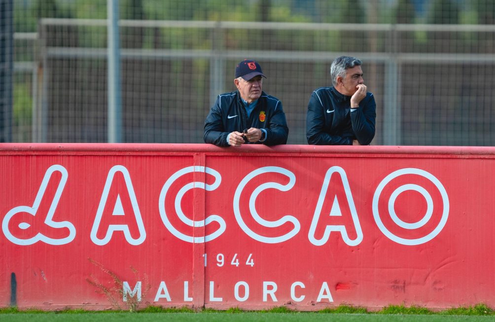 'Vasco' Aguirre en entrenamiento con Mallorca