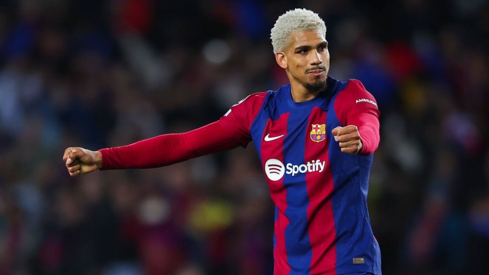 X: @RonaldAraujo_4 Araujo llegó en 2018 al Barça B