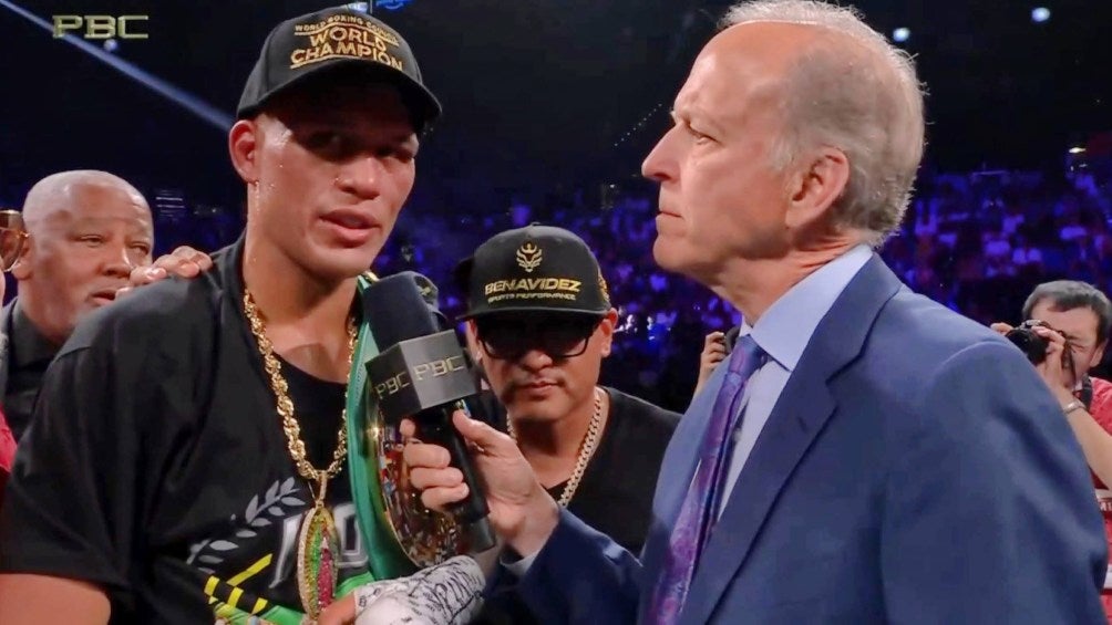 X: @tuckerworld85 Benavidez retando a Canelo publicamente