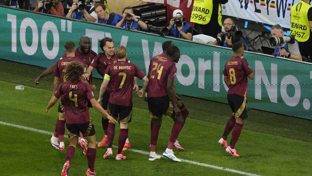 AP Se adelantaron al minuto 2