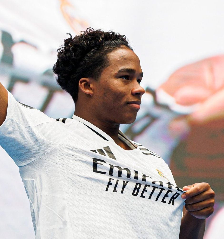 X: @realmadrid Endrick con el Real Madrid