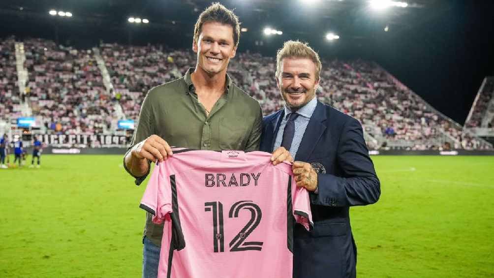 CAPTURA DE PANTALLA Beckham invitó a Brady