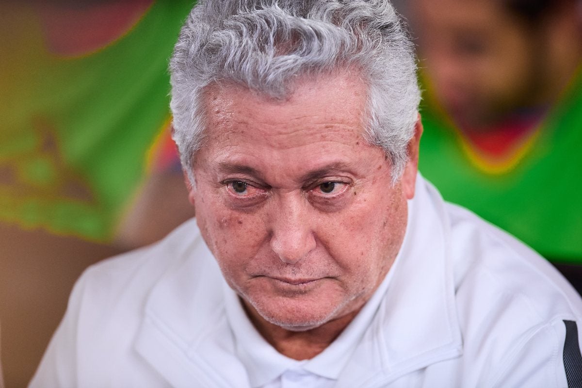 MEXSPORT Sentado en el banquillo