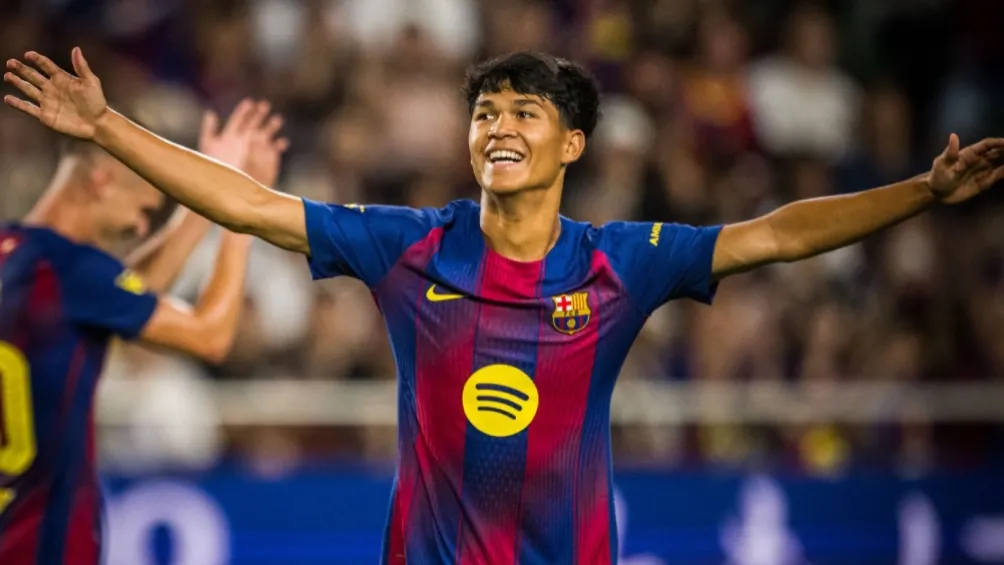 Dro Fernández, nueva joya del Barcelona que tiene enamorado a Hansi Flick
