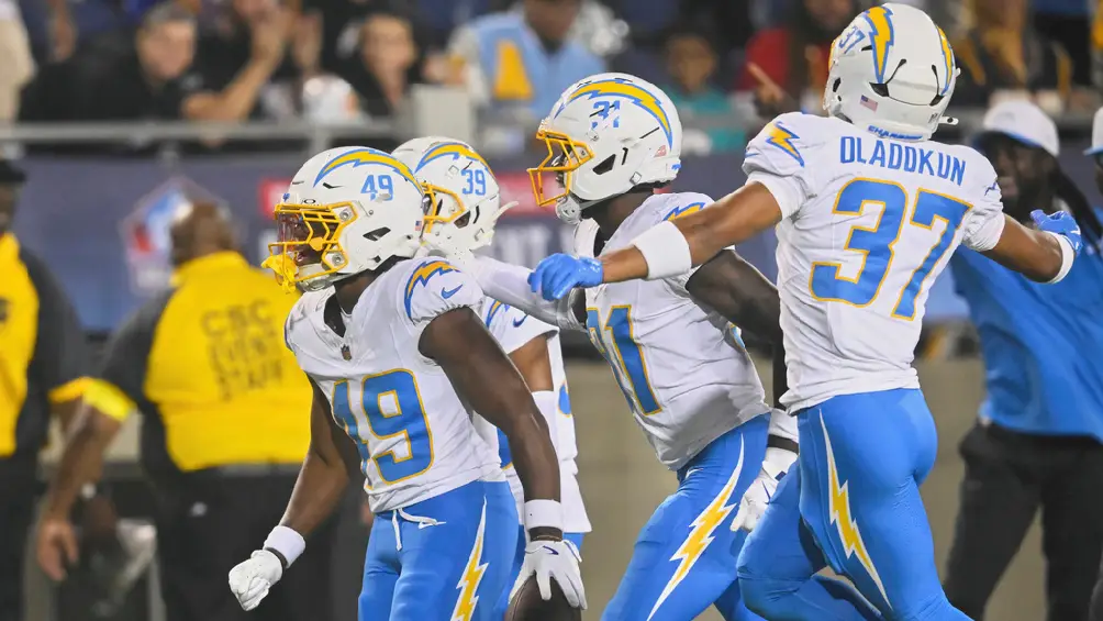 Chargers aplastan a los Lions en el primer juego de pretemporada de NFL. Noticias en tiempo real