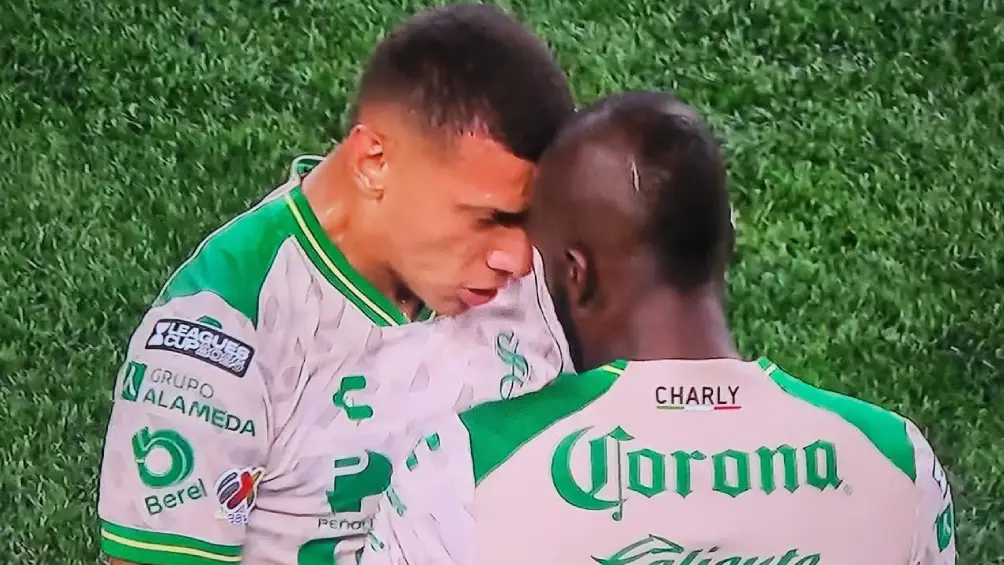 Franco Fagúndez y Kevin Balanta explotan y se encaran durante el Santos vs Seattle de Leagues Cup            Con la reciente caída, los Guerreros suman su vigésimo cuarto descalabro en los últimos