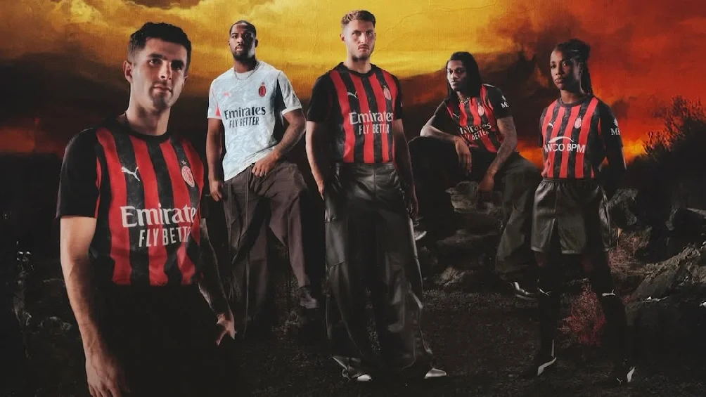 ¡Pero qué estilo! Santi Giménez ya luce el nuevo uniforme de Ac Milan. Noticias en tiempo real
