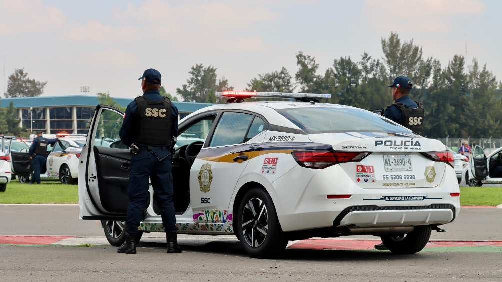 VIDEO: Policías captados en patrulla de CDMX serán investigados. Noticias en tiempo real