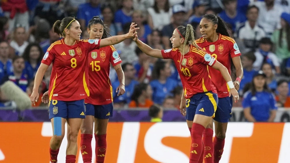 España desplaza a EU y se apodera de la cima en el ranking femenil de FIFA. Noticias en tiempo real