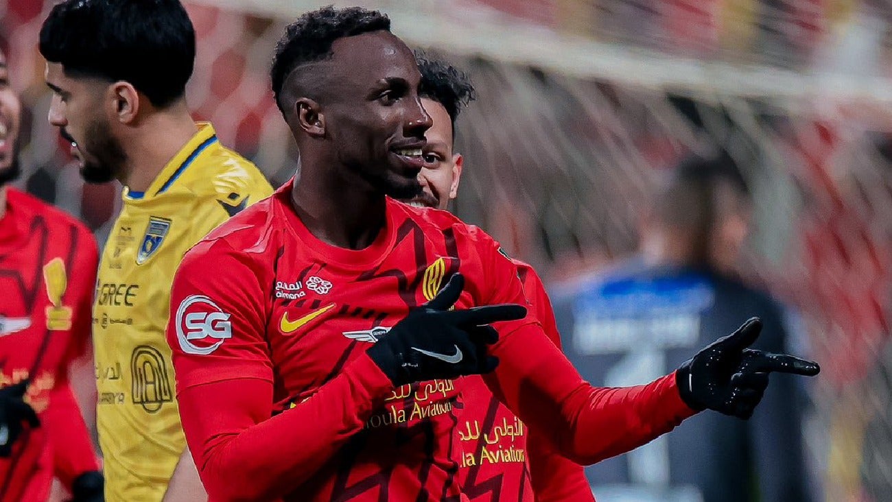 Julián Quiñones y el Al Qadsiah de Arabia estrenarán nuevo entrenador Julián Quiñones y el Al Qadsiah de Arabia estrenarán nuevo entrenador