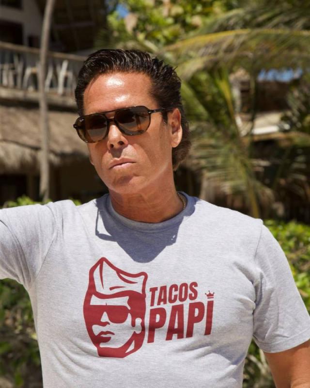 El actor y empresario defiende los precios de su taquería Tulum por la calidad y experiencia que ofrece. / @tacospapi_mx