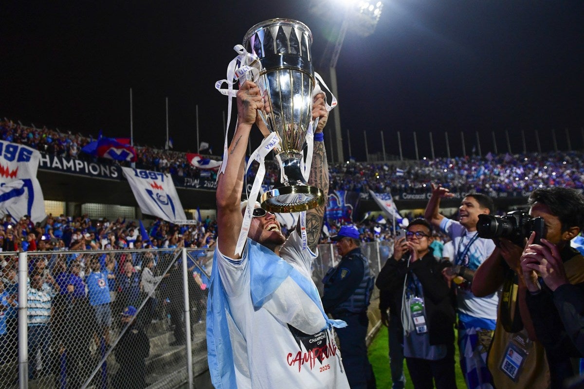 Piovi ya ganó un título con los cementeros