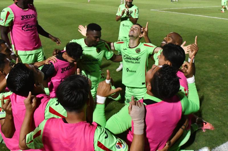 Juárez festejando I IMAGO7