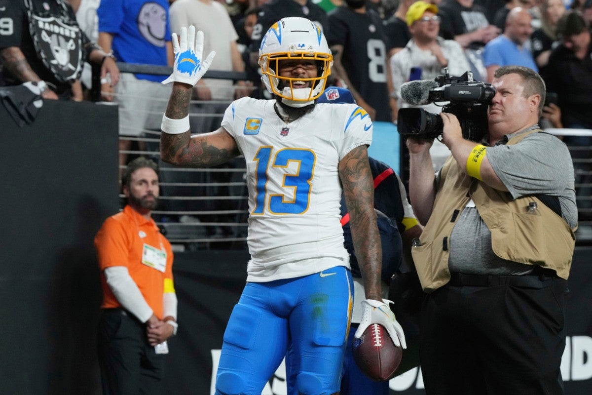 Ganaron los Chargers | AP