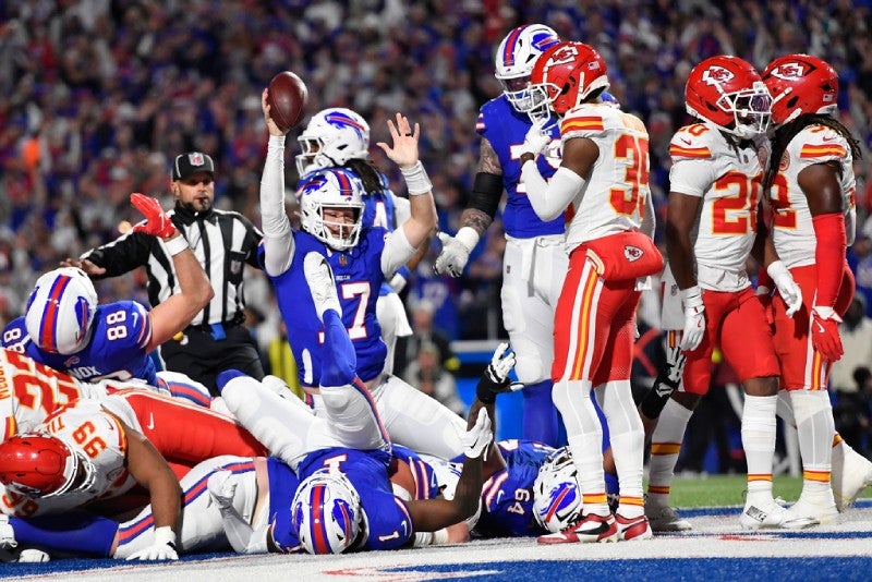 Los Bills no pueden ganar en postemporada | AP
