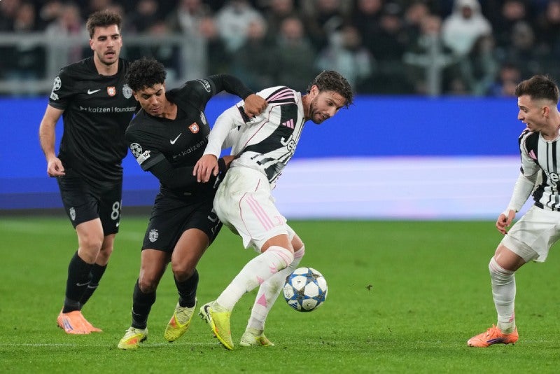 Juventus y Sporting empataron en el compromiso en Turín