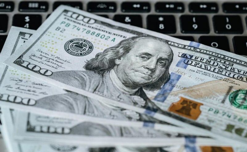 Revisa día a día el tipo de cambio de las divisas / FREEPIK