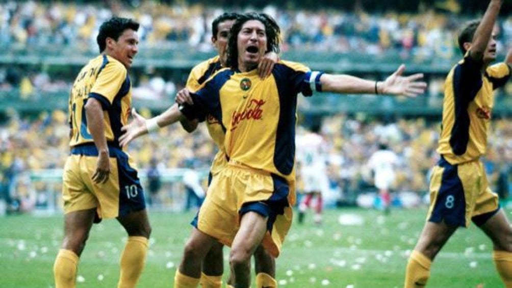 Iván Zamorano con América | MEXSPORT