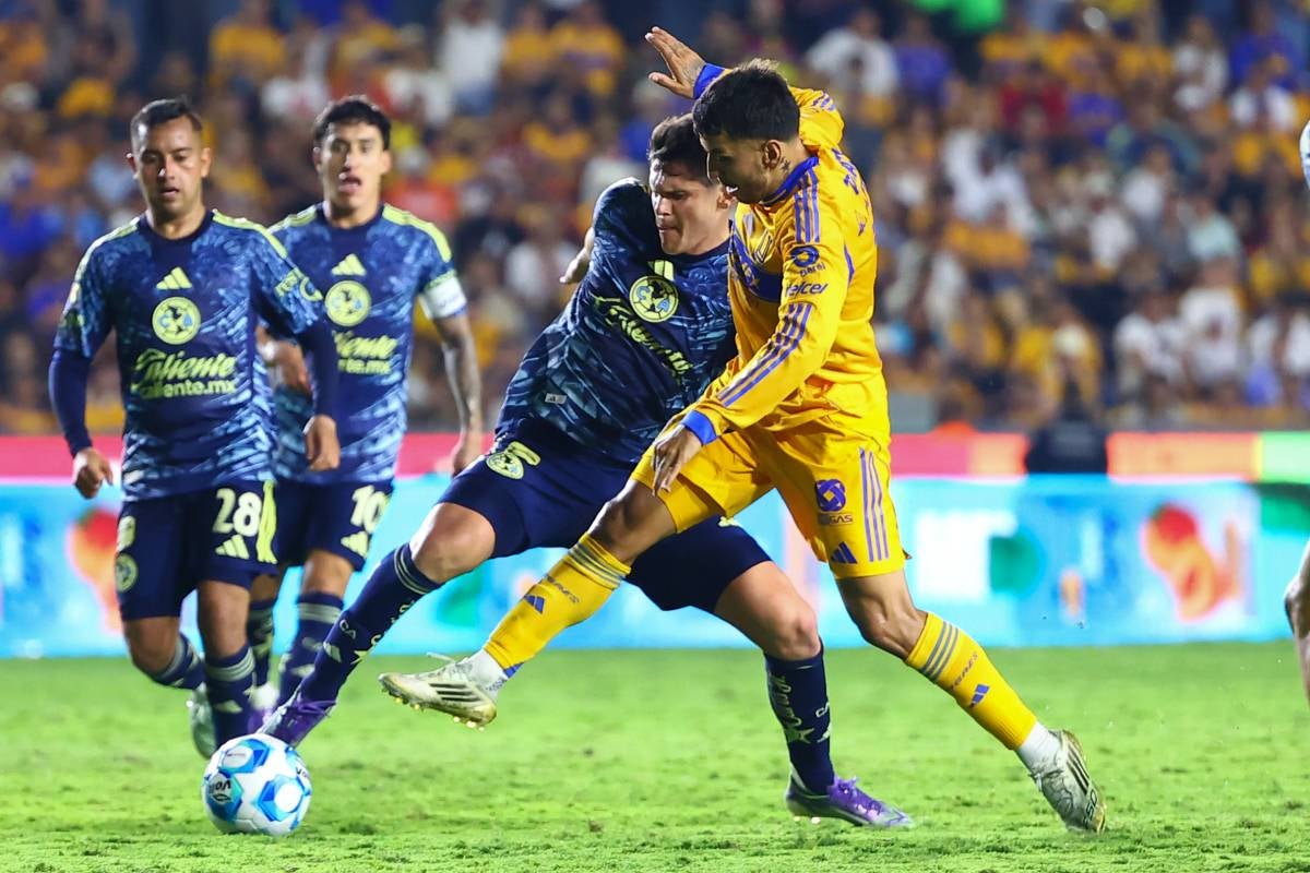 Israel Reyes | IMAGO7