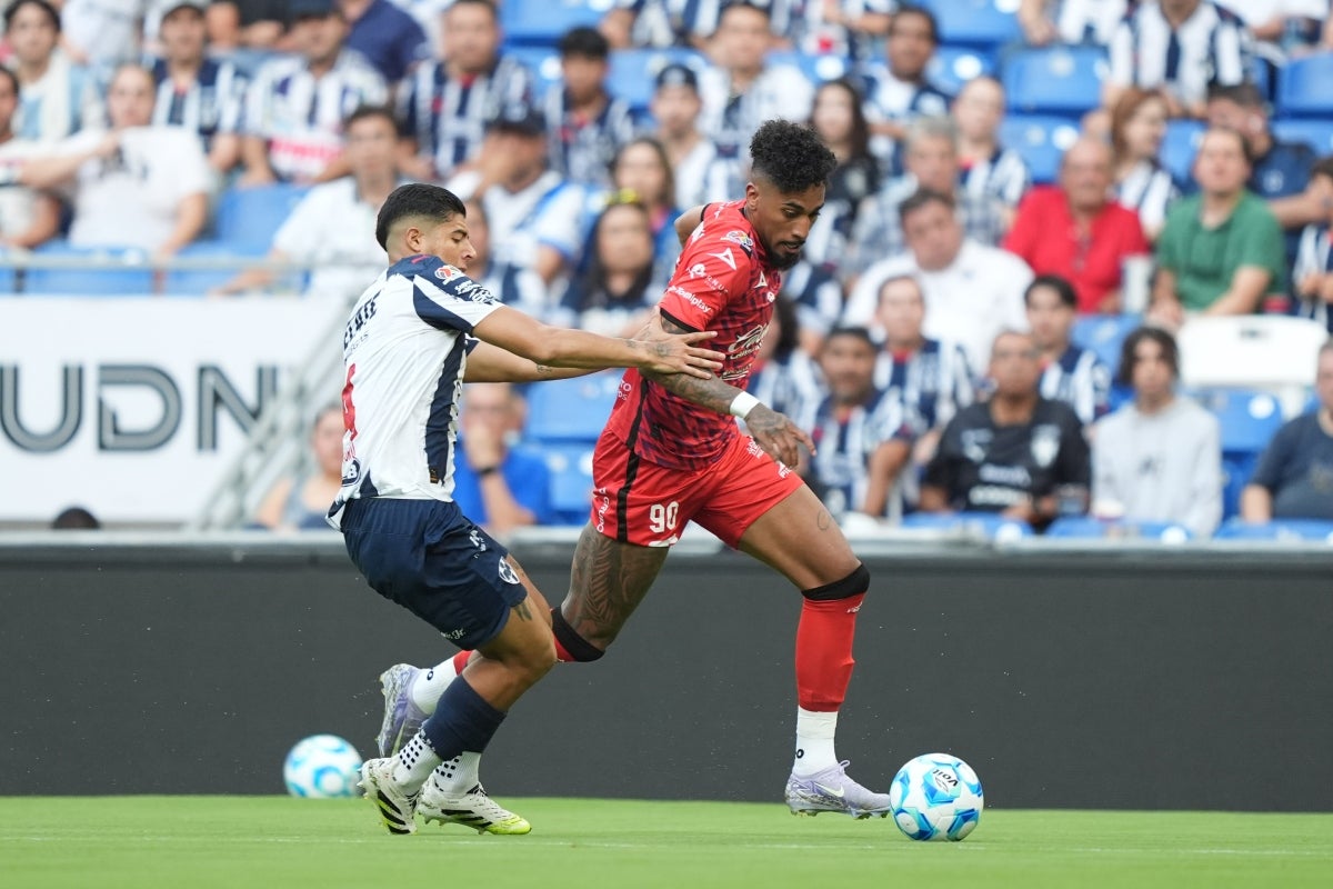 El partido en el Gigante de Acero estuvo lleno de emociones