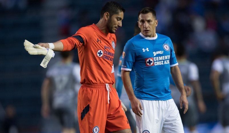 Corona se despide de las canchas este domingo | @El_Re_Portero