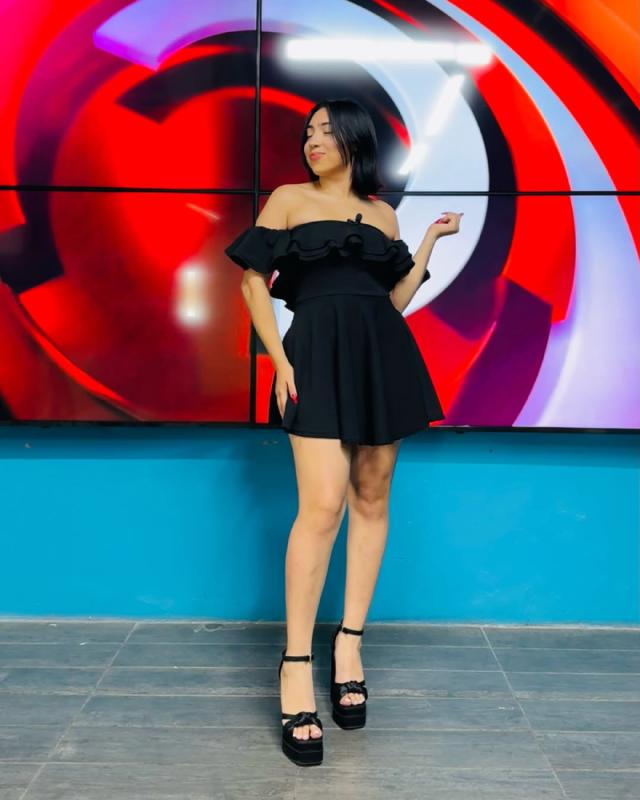 La presentadora fue despedida por sus familiares y amigos / IG: @iamjenirivas_