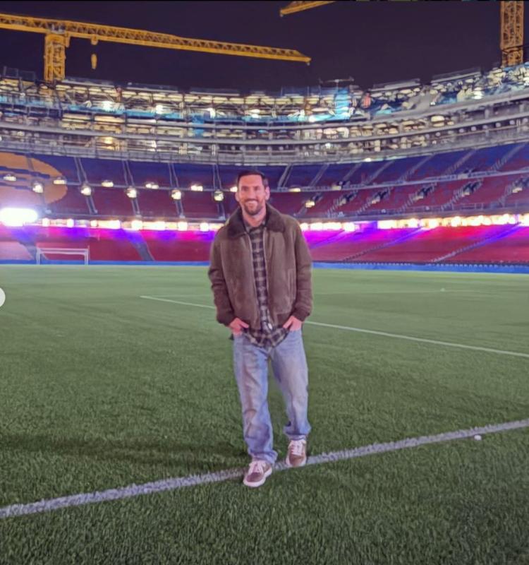 Messi volvió al Camp Nou... de visita | @leomessi