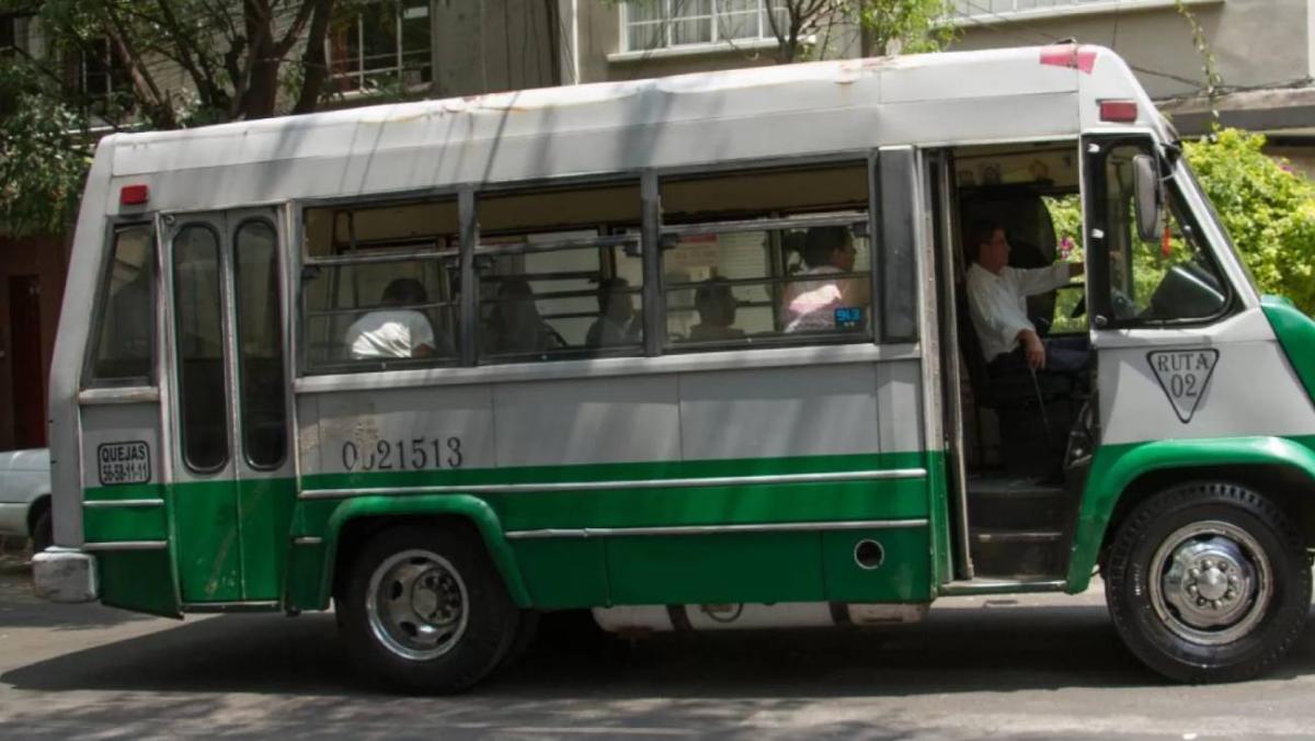 Según la dependencia, el cobro autorizado para microbuses y vagonetas es de 6 pesos en los primeros 5 kilómetros./ Pixabay 