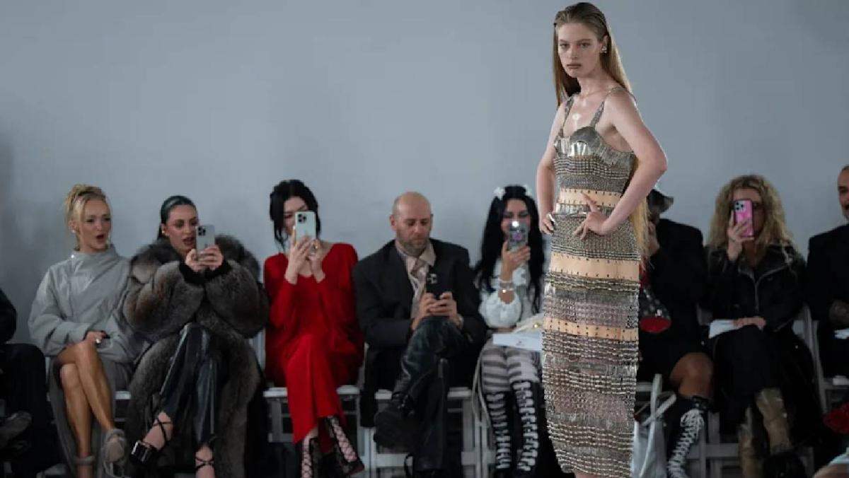 Su participación formó parte de la colección Primavera-Verano 2026. / IG