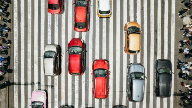 Respetar el programa Hoy No Circula ayuda a reducir emisiones contaminantes y mejorar la calidad del aire en el Valle de México./Pixabay