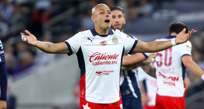 Javier Hernández vive sequía de goles en Chivas | MEXSPORT