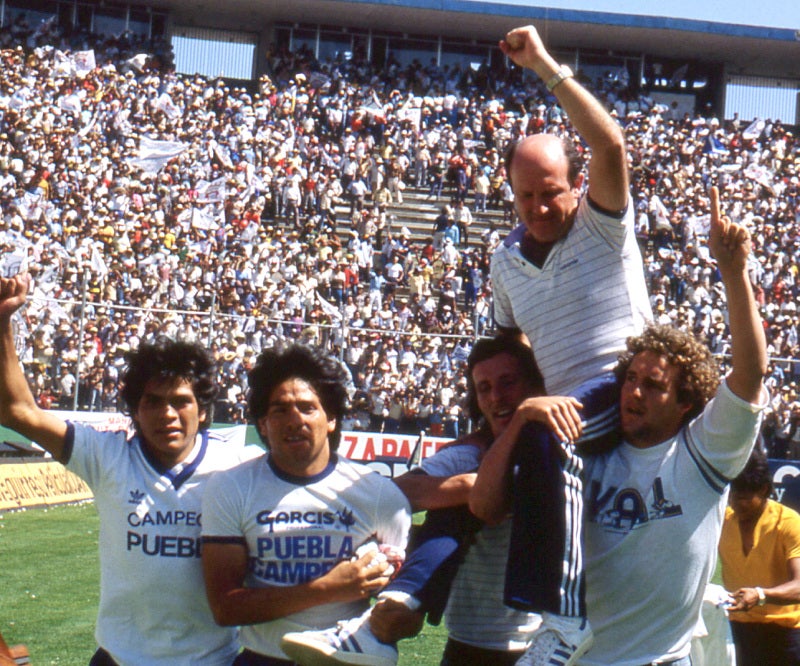 Manuel Lapuente, multicampeón con Puebla | MEXSPORT