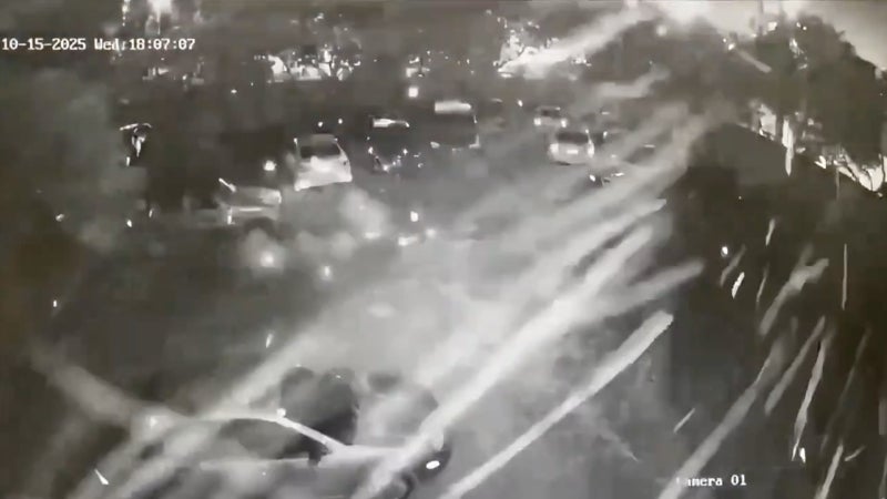 Las explosiones desde aire quedaron registradas por las cámaras de la Fiscalía / Redes Sociales