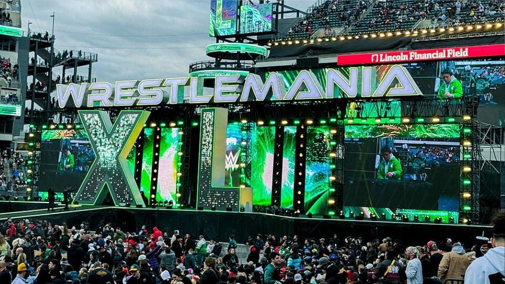 WrestleMania podría llevarse a Arabia Saudita | AP