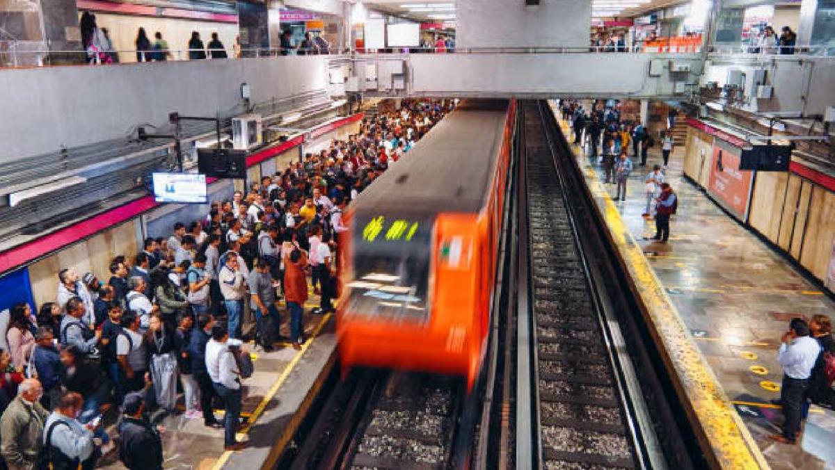 El Metro es uno de los transportes públicos más utilizados por los capitalinos/Pixabay