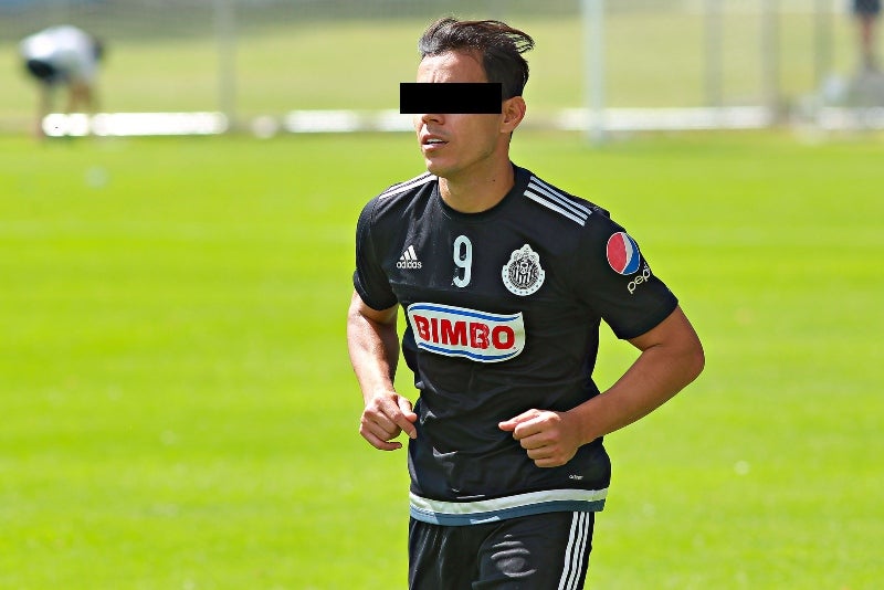 Omar 'N' durante un partido de Chivas | IMAGO7