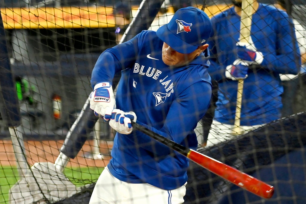 Varsho reapareció tras su cirugía