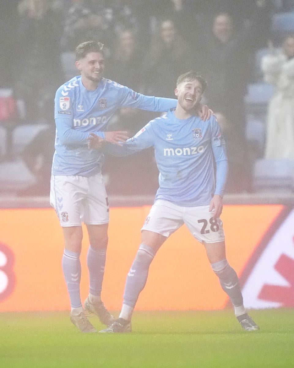 Coventry se impuso con contundencia en casa