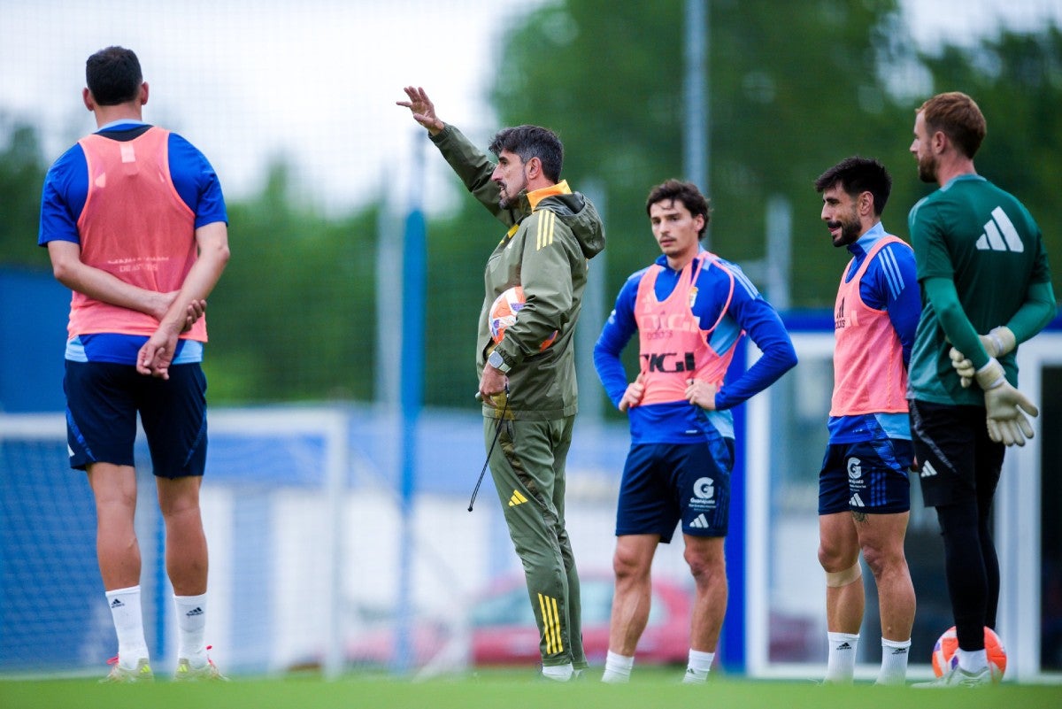 Paunović en Real Oviedo | @RealOviedo