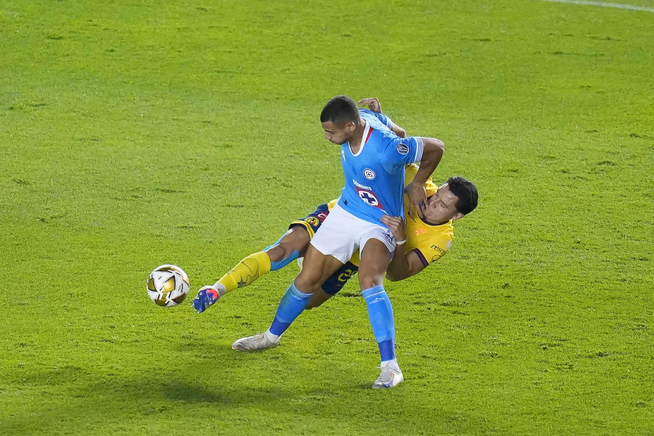 América vs Cruz Azul Afición está inconforme por precio de boletos para el juego de Concachampions