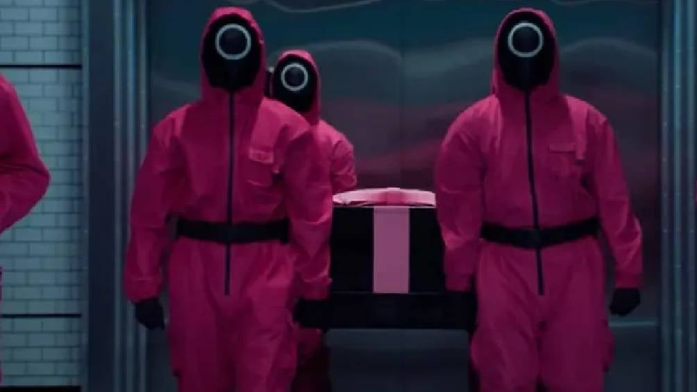 En esta versión, el personaje interpretado por Lee Jung-jae decidía dejar atrás la confrontación con la organización. / RS