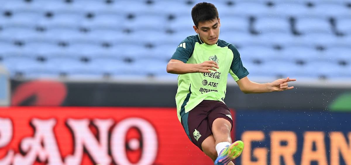 Javier Aguirre elogia a Gilberto Mora tras su debut como titular con la  Selección Mexicana