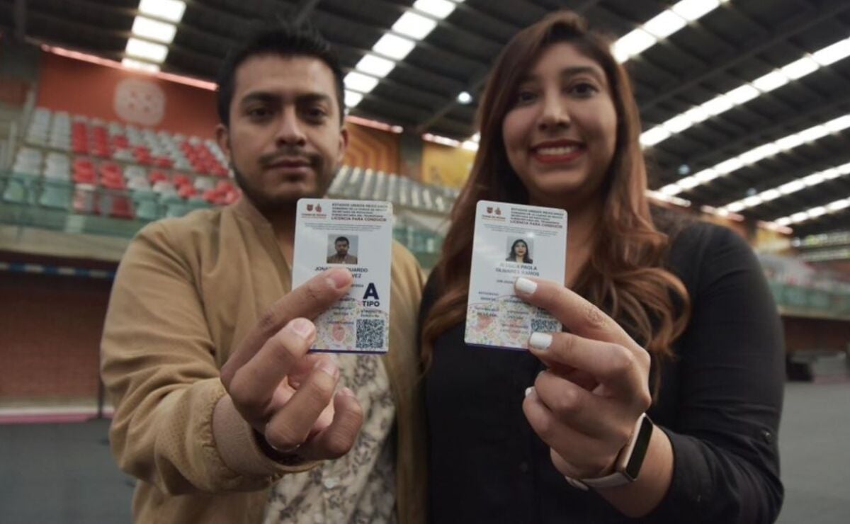 Licencia de conducir permanente de la CDMX / ADN40