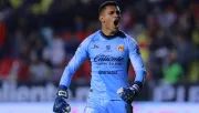 Ángel Malagón en acción con Monarcas